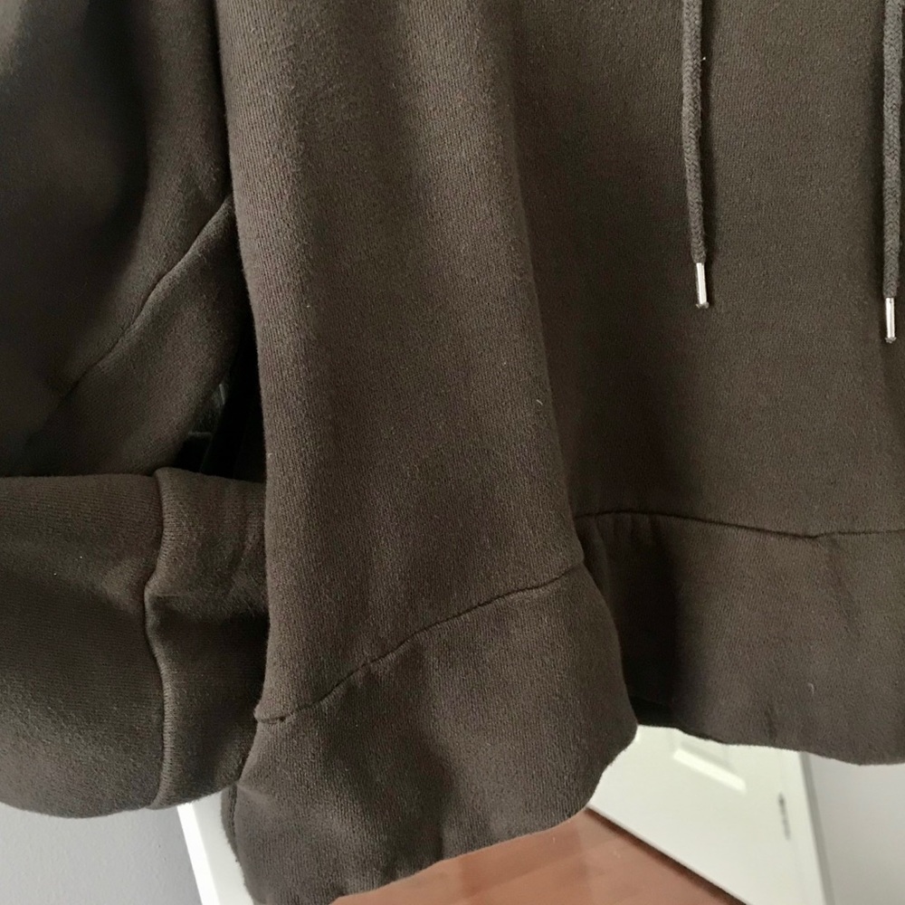 OAK + FORT Oversized Cropped Hoodie - Picture 4 of 6